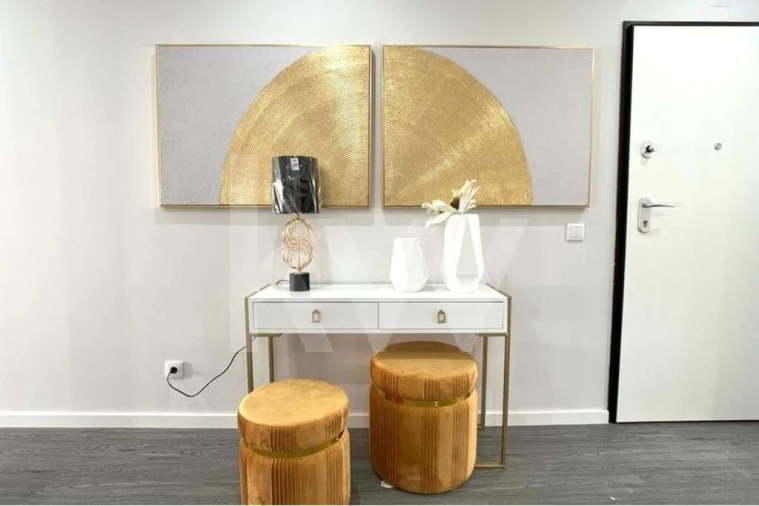 Apartamento T1 para Venda em Quelfes Foto 22