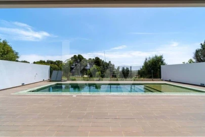Moradia T3 para Venda em Mexilhoeira Grande