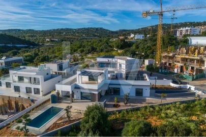 Moradia T3 para Venda em Loule (São Clemente)