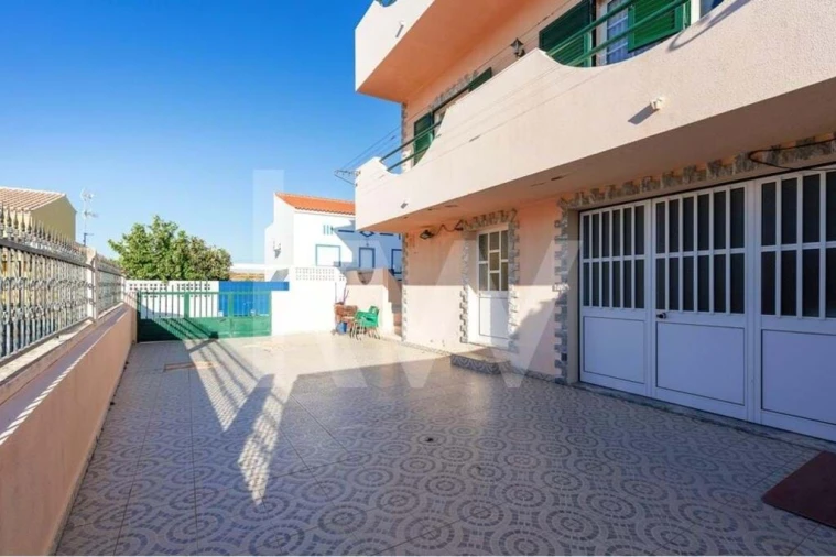 Moradia T3 para Venda em Azinhal Foto 26