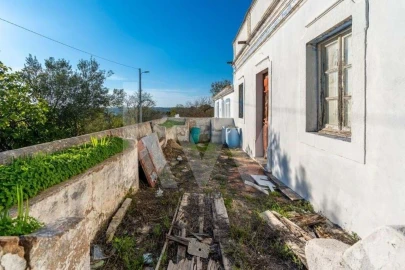 Moradia T3 para Venda em Quelfes