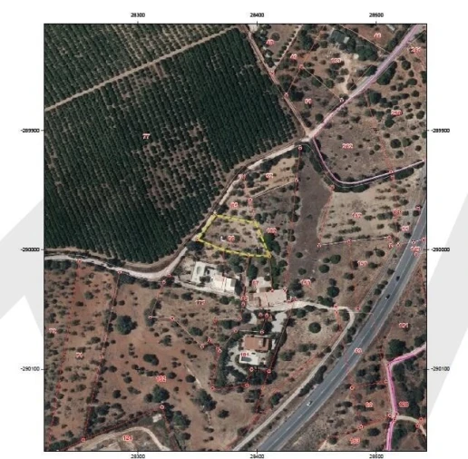 Moradia T3 para Venda em Quelfes Foto 38