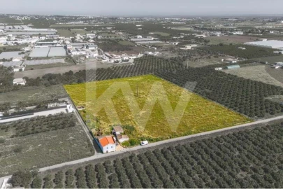 Moradia T6 para Venda em Faro (Sé e São Pedro)