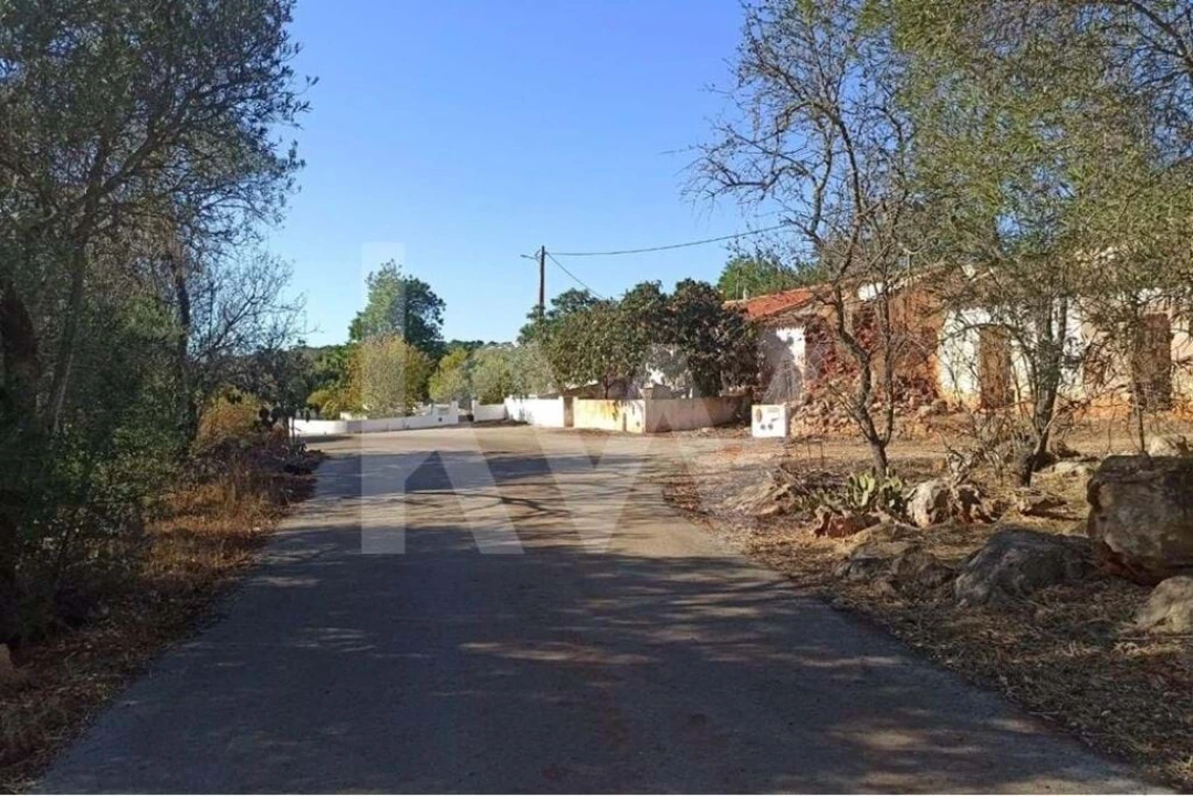 Moradia T5 para Venda em Paderne Foto 3