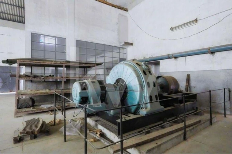 Armazém para Venda em Além da Ribeira e Pedreira Foto 50