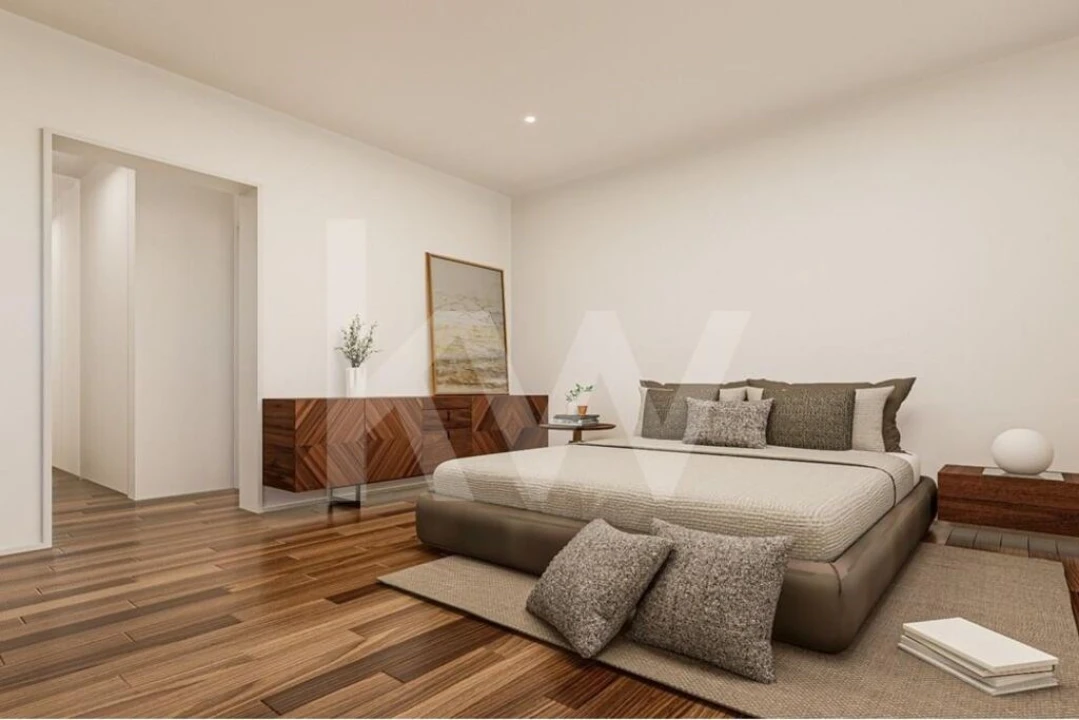 Moradia T5 para Venda em Santa Barbara de Nexe Foto 16