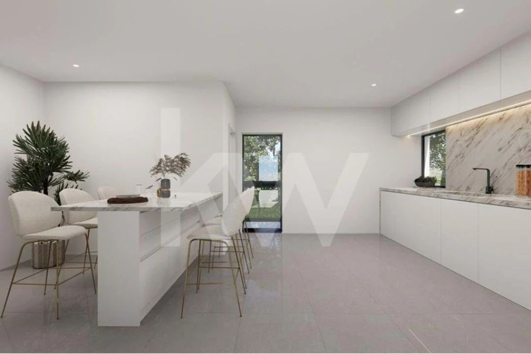 Moradia T5 para Venda em Santa Barbara de Nexe Foto 11