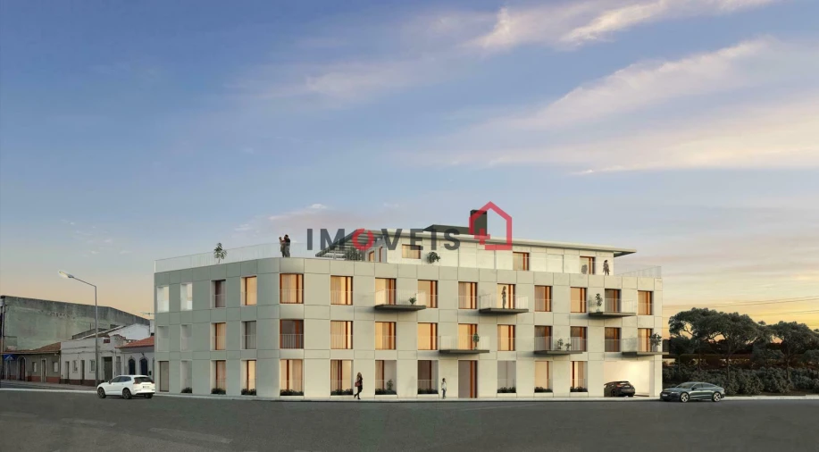 Prédio para Venda em Marinha Grande Foto 1