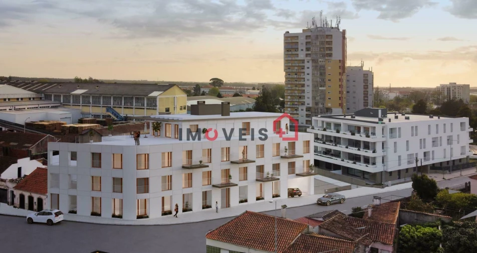 Prédio para Venda em Marinha Grande Foto 3