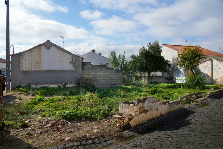 Moradia para Venda em Pego Foto 2