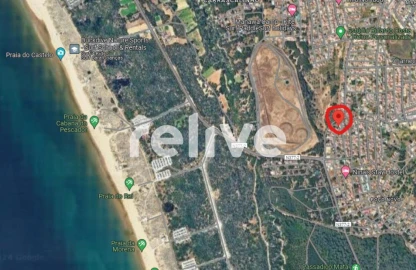 Moradia T4 para Venda em Charneca de Caparica e Sobreda