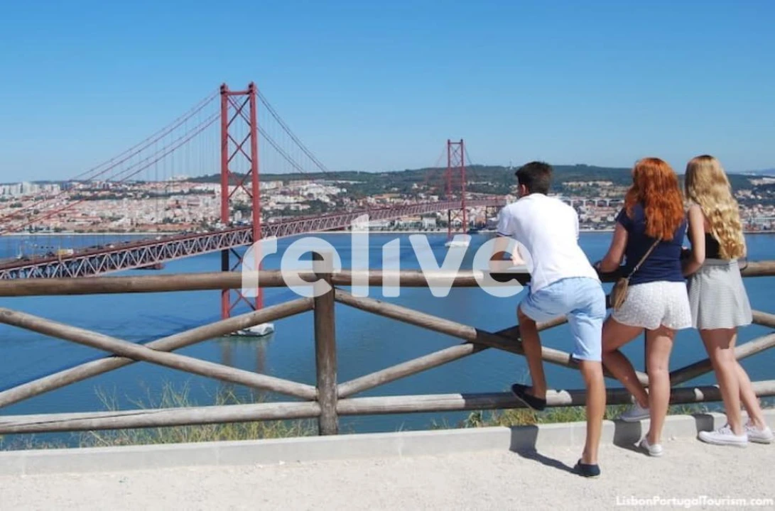Moradia T4 para Venda em Charneca de Caparica e Sobreda Foto 22