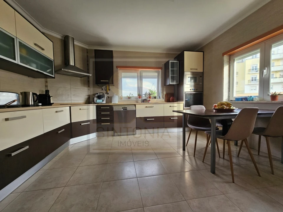 Moradia T3 para Venda em Mafra Foto 1