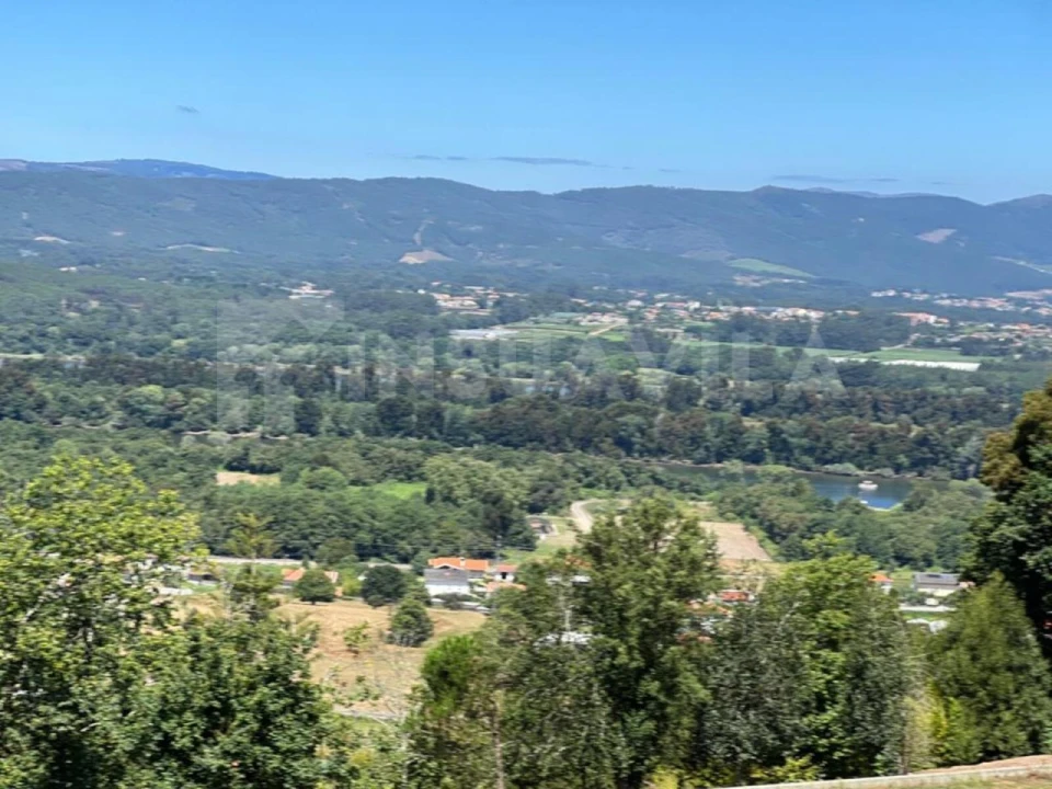 Terreno para Venda em Gondarem Foto 10