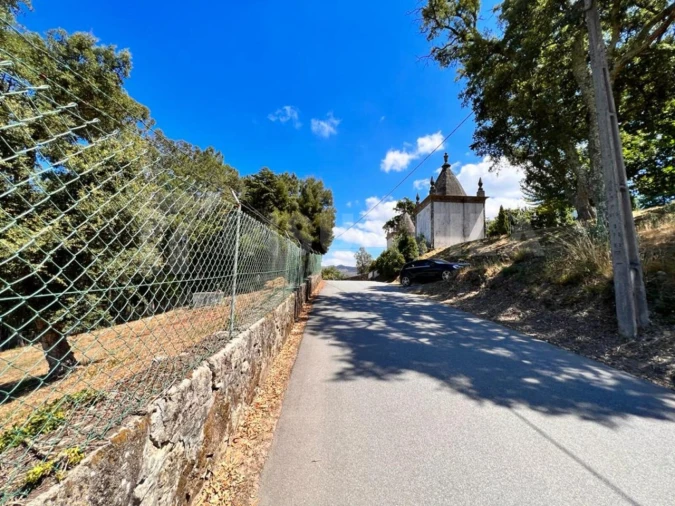 Terreno para Venda em Gondarem Foto 15