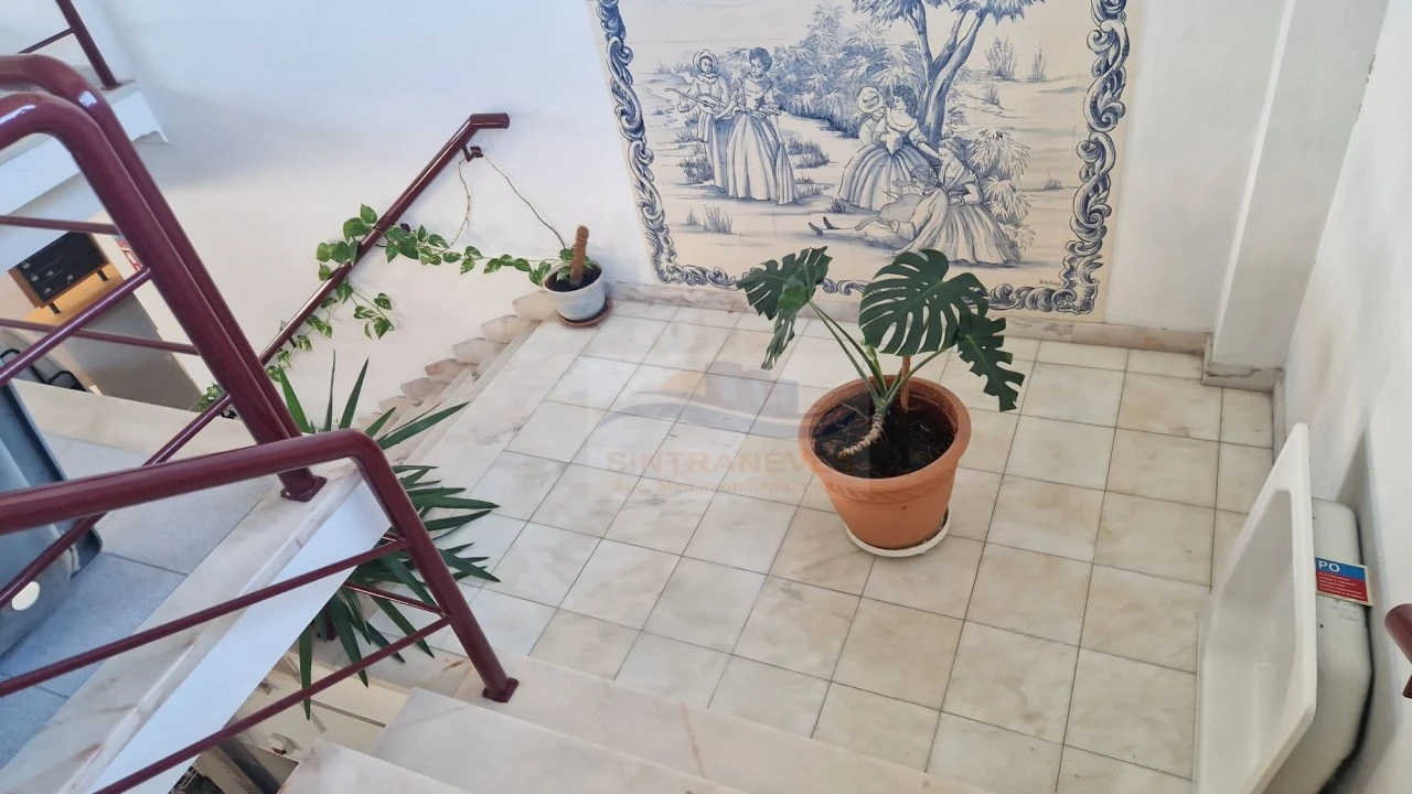 Prédio para Venda em Alverca do Ribatejo e Sobralinho Foto 24