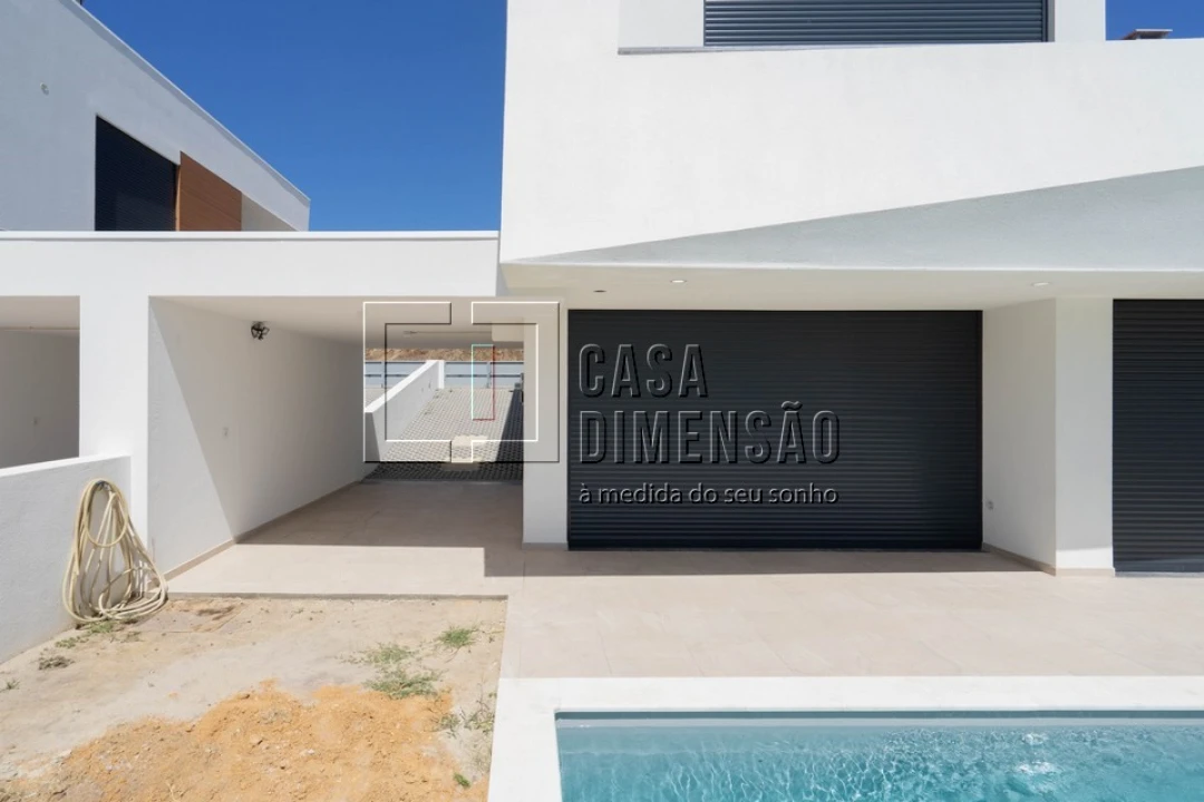 Moradia T4 para Venda em Laranjeiro e Feijó Foto 67