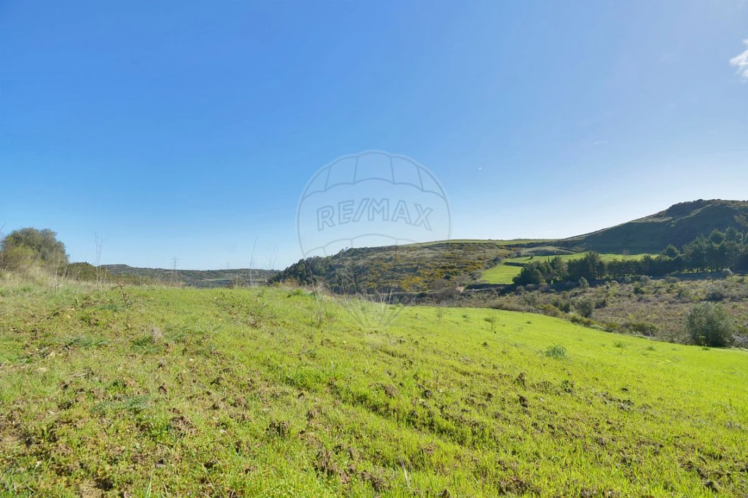 Terreno para Venda em Alhandra, São João dos Montes e Calhandriz Foto 1
