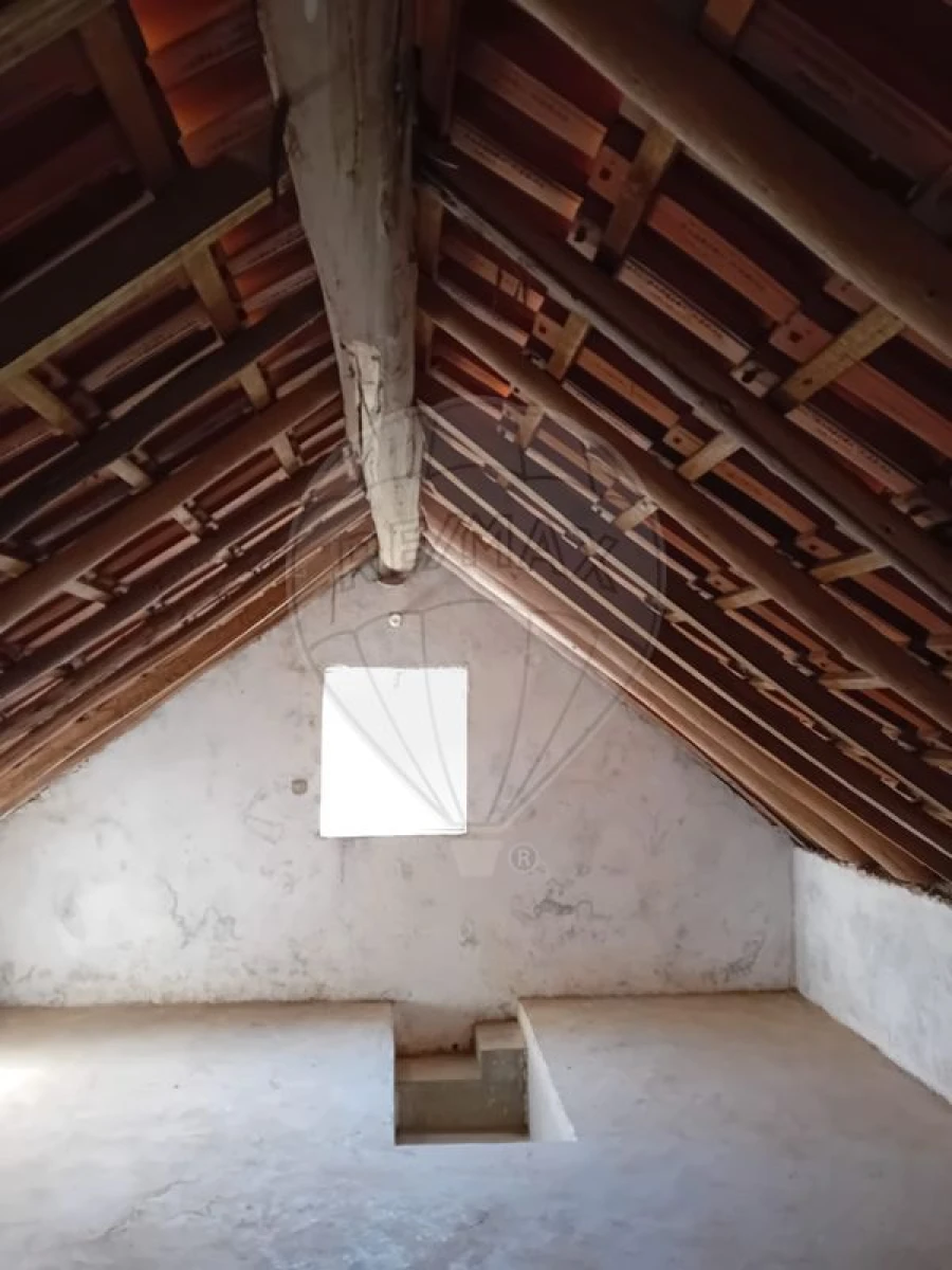 Moradia T1 para Venda em Alvaro Foto 14