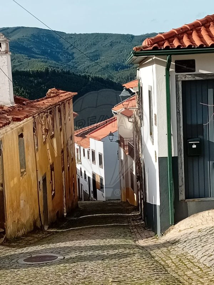 Moradia T1 para Venda em Alvaro Foto 19