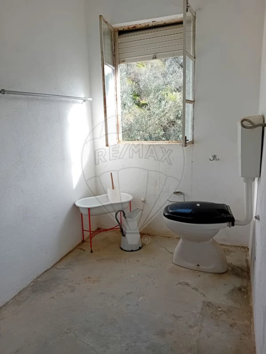 Moradia T1 para Venda em Alvaro Foto 13