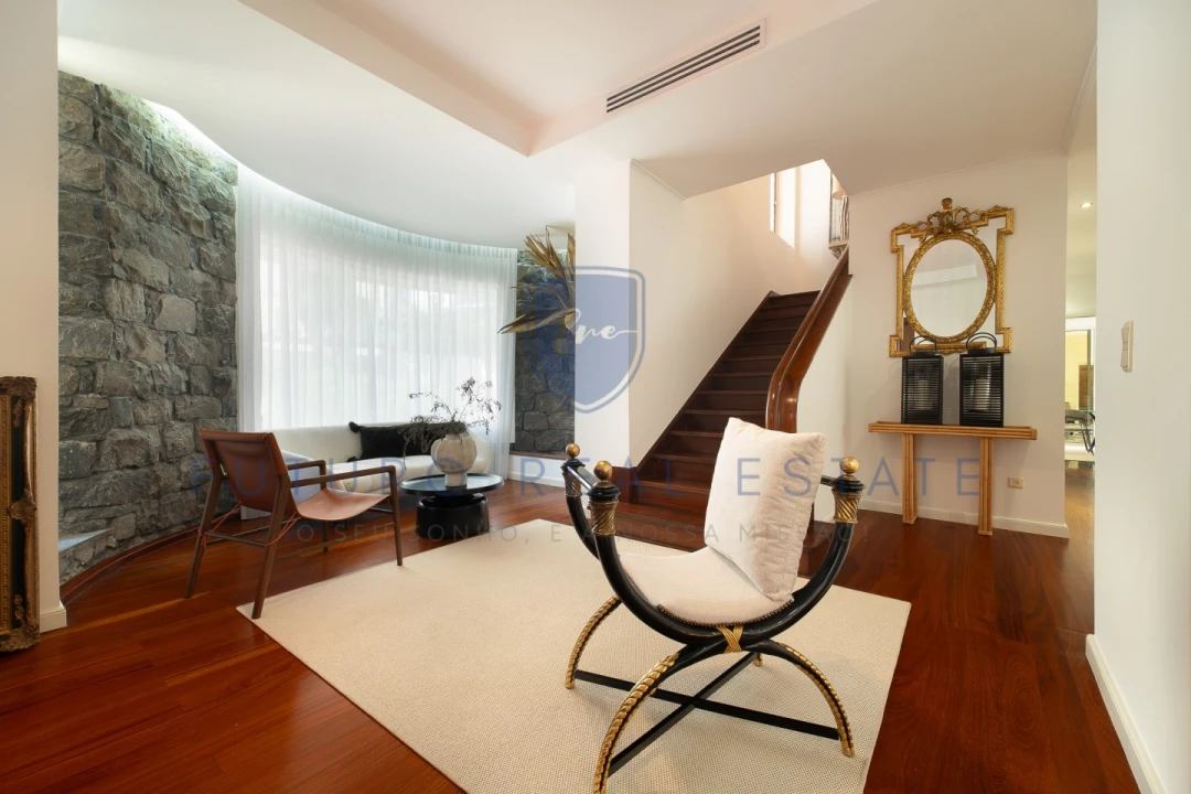 Moradia T4 para Venda em Funchal (Se) Foto 15