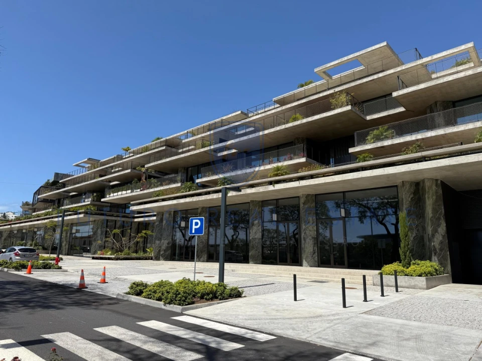 Loja para Arrendamento em São Martinho Foto 26