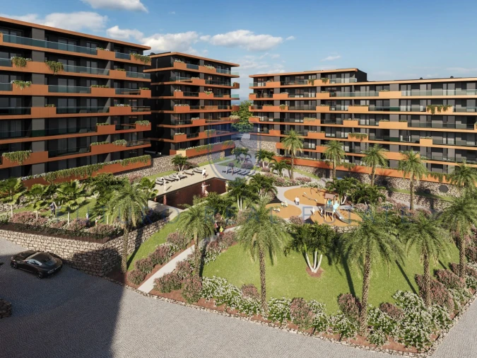 Loja para Arrendamento em São Martinho