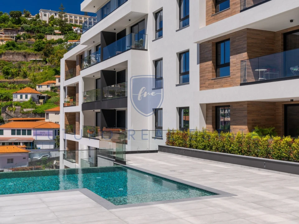 Apartamento T5 para Venda em Funchal (São Pedro) Foto 1
