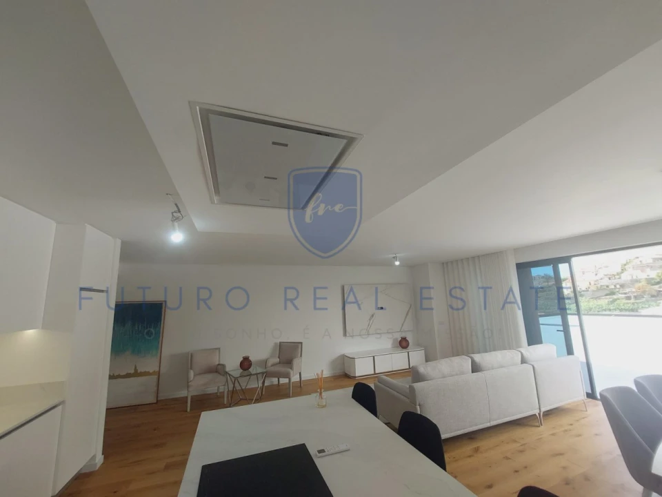 Apartamento T5 para Venda em Funchal (São Pedro) Foto 11