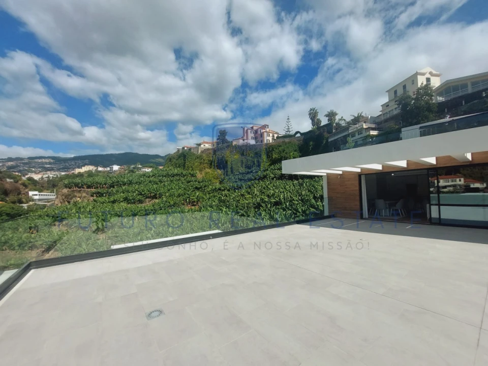 Apartamento T5 para Venda em Funchal (São Pedro) Foto 52
