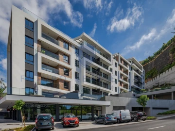 Apartamento T5 para Venda em Funchal (São Pedro)