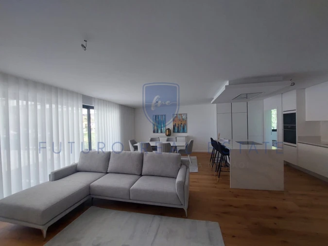 Apartamento T5 para Venda em Funchal (São Pedro) Foto 10