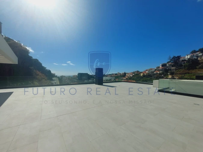 Apartamento T5 para Venda em Funchal (São Pedro) Foto 54