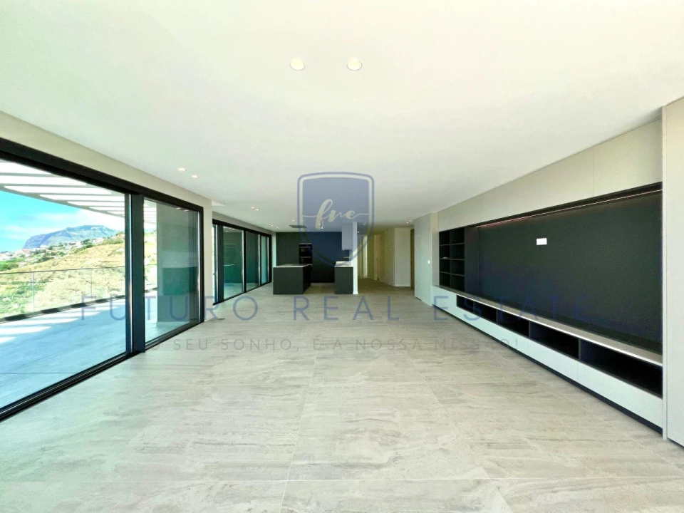 Apartamento T4 para Venda em São Martinho Foto 4
