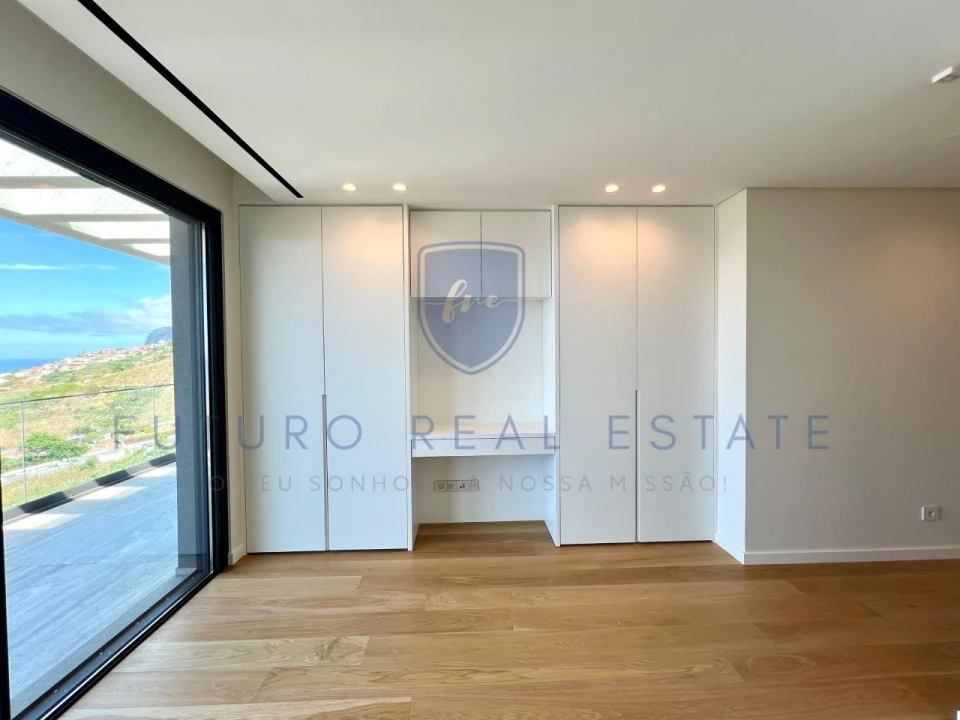 Apartamento T4 para Venda em São Martinho Foto 29