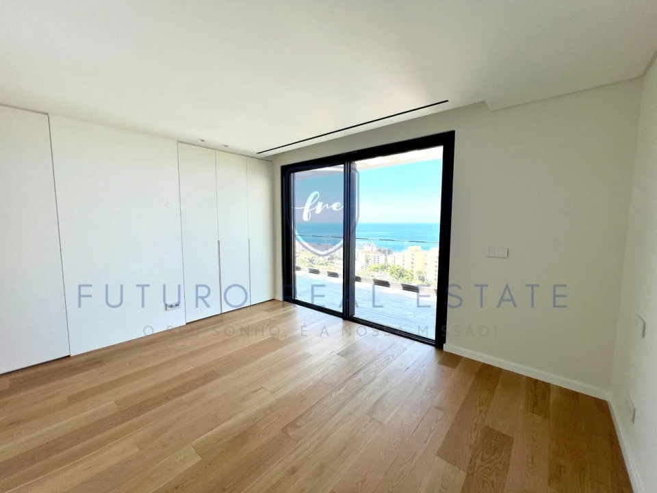 Apartamento T4 para Venda em São Martinho Foto 44