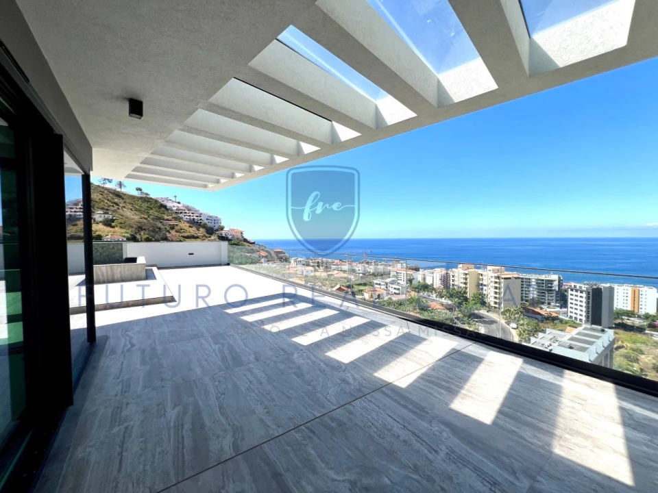 Apartamento T4 para Venda em São Martinho Foto 90