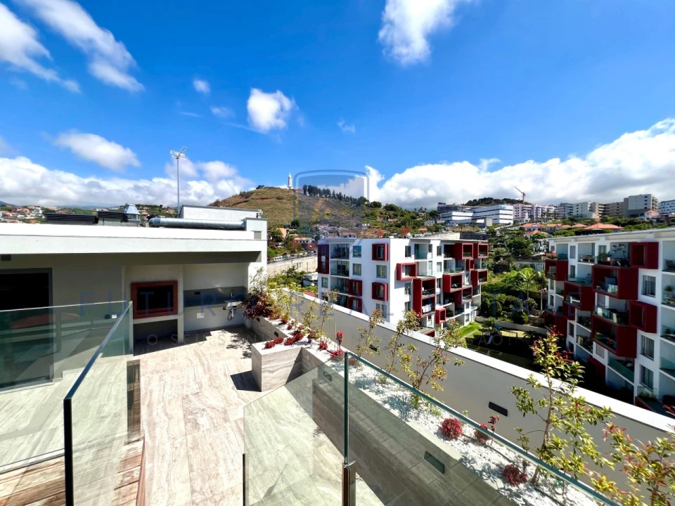 Apartamento T4 para Venda em São Martinho Foto 96