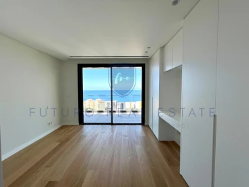Apartamento T4 para Venda em São Martinho