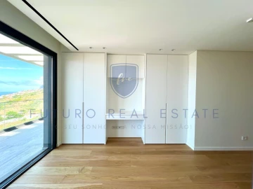Apartamento T4 para Venda em São Martinho