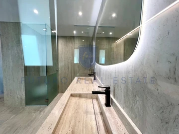 Apartamento T4 para Venda em São Martinho