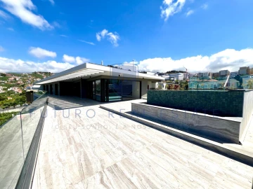 Apartamento T4 para Venda em São Martinho