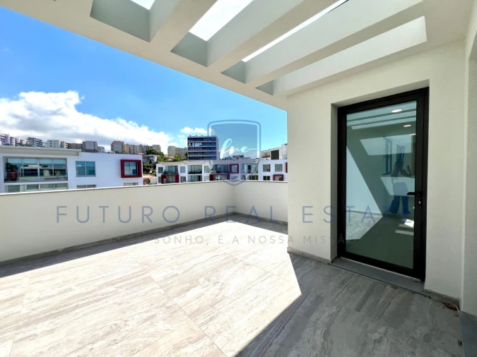 Apartamento T4 para Venda em São Martinho Foto 86