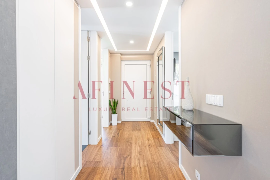 Moradia T4 para Venda em Ramada e Caneças Foto 13