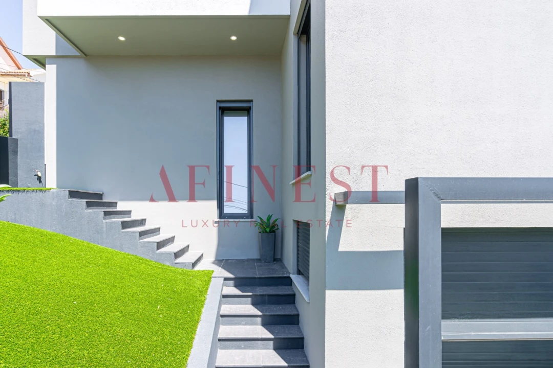 Moradia T4 para Venda em Ramada e Caneças Foto 46