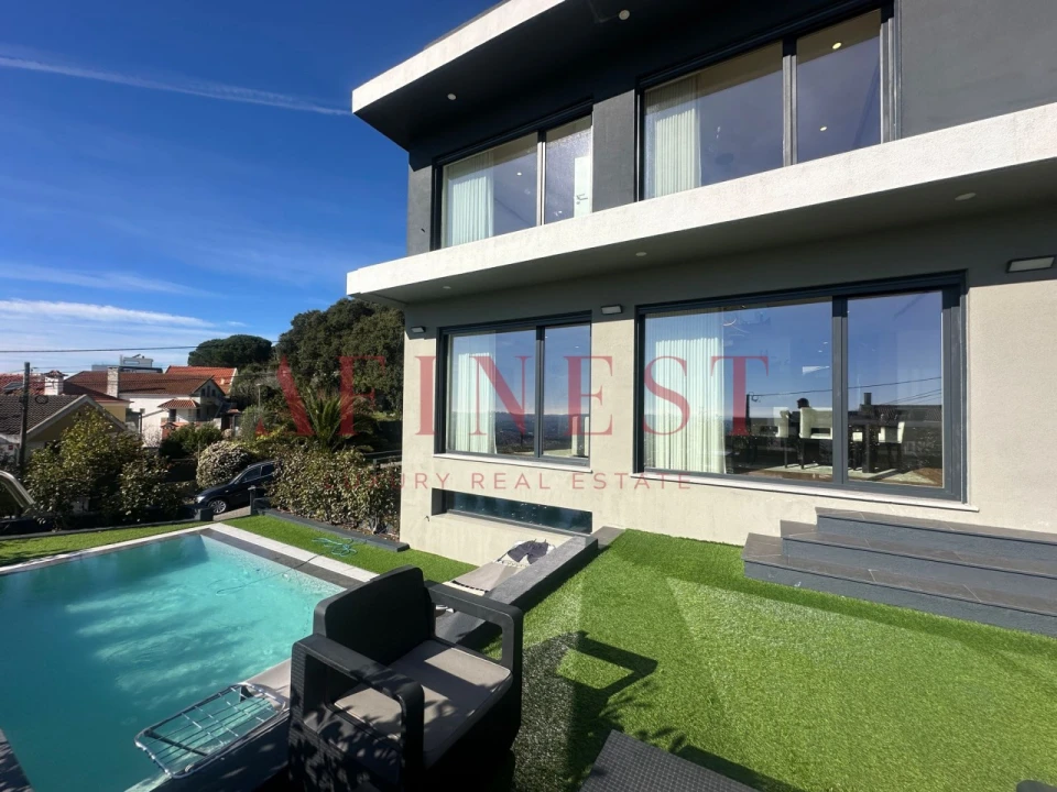 Moradia T4 para Venda em Ramada e Caneças Foto 2