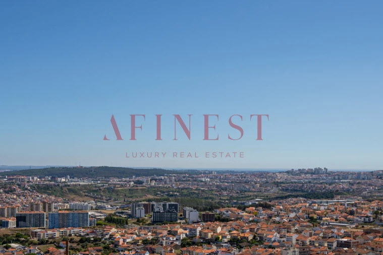 Moradia T4 para Venda em Ramada e Caneças Foto 30