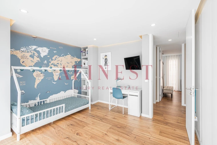 Moradia T4 para Venda em Ramada e Caneças Foto 39