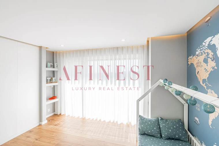 Moradia T4 para Venda em Ramada e Caneças Foto 41